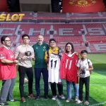 Legenda Man United Tebar Senyum ke Suporter Indonesia